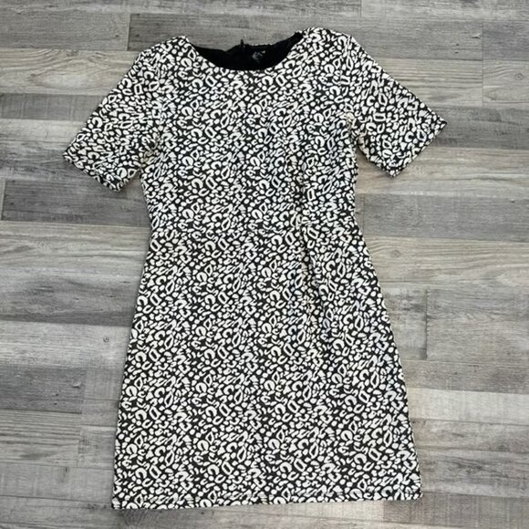 H&M Dresses & Skirts - H&M Black White Animal Print Short Sleeve Dress Size 14 Knee Length M19